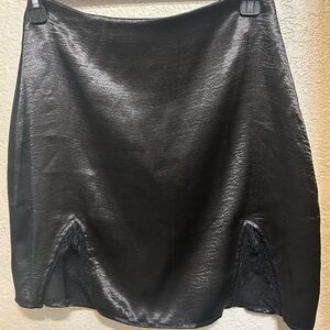 Chic Black Satin Mini Skirt